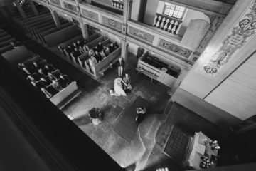 Hochzeit von Jessy & Jonas aus Thüringen, Kirche Niedertrebra, Hochzeitsfeier Kuhstall-Zottelstedt, Apolda Hochzeit in Thüringen, Hochzeitsfotograf Andreas Balg aus Jena, Foto von einer kirchlichen Hochzeit,