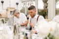 Foto von einer standesamtlichen Hochzeit, Rathaus Jena, Ganztags-Hochzeitsreportage mit Brautpaarshooting