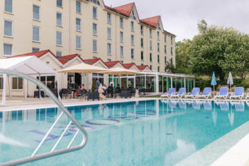 Hochzeit-Fotografie-Jena-Reportage-Wedding-Paarfotografie-www.bilderdiesprechen.de-Fotograf-Balg Foto von einer standesamtlichen Hochzeit, Rathaus Jena, Ganztags-Hochzeitsreportage mit Brautpaarshooting