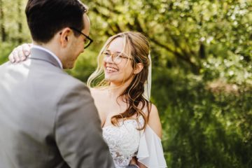 Hochzeit von Eva & Philipp, Bayern, Kirche Schwabach, Hochzeitsfeier Hochzeitsfeier Gasthof Blumenthal, Spalt, Hochzeit in Bayern, Hochzeitsfotograf Andreas Balg aus Jena, Foto von einer kirchlichen Hochzeit, in Bayern, Hochzeitsreportage