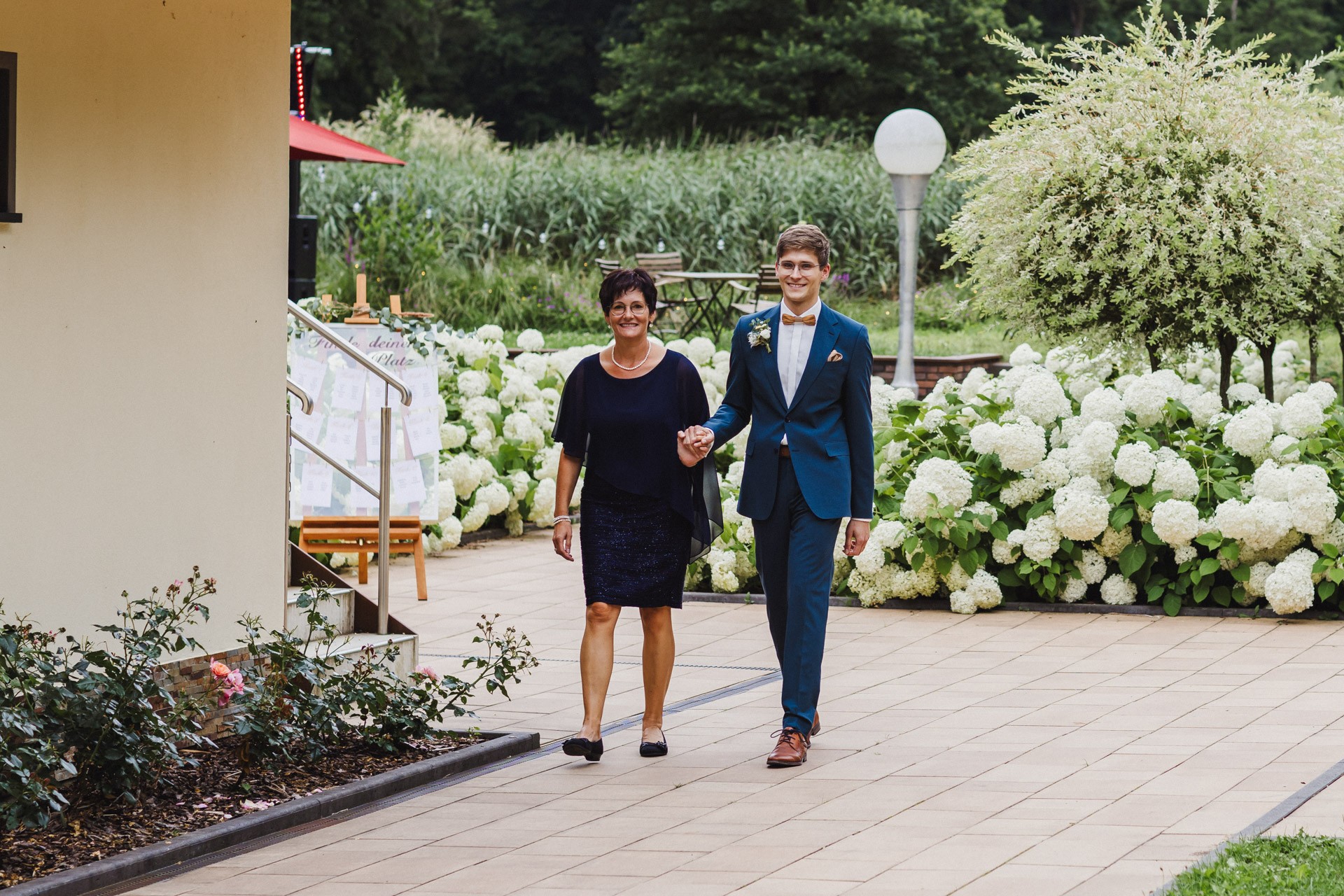 Hochzeitsfoto einer Hochzeitsreportage in der Schössersmühle in Thüringen, fotografiert vom Hochzeitsfotograf Andreas Balg, www.bilderdiesprechen.de