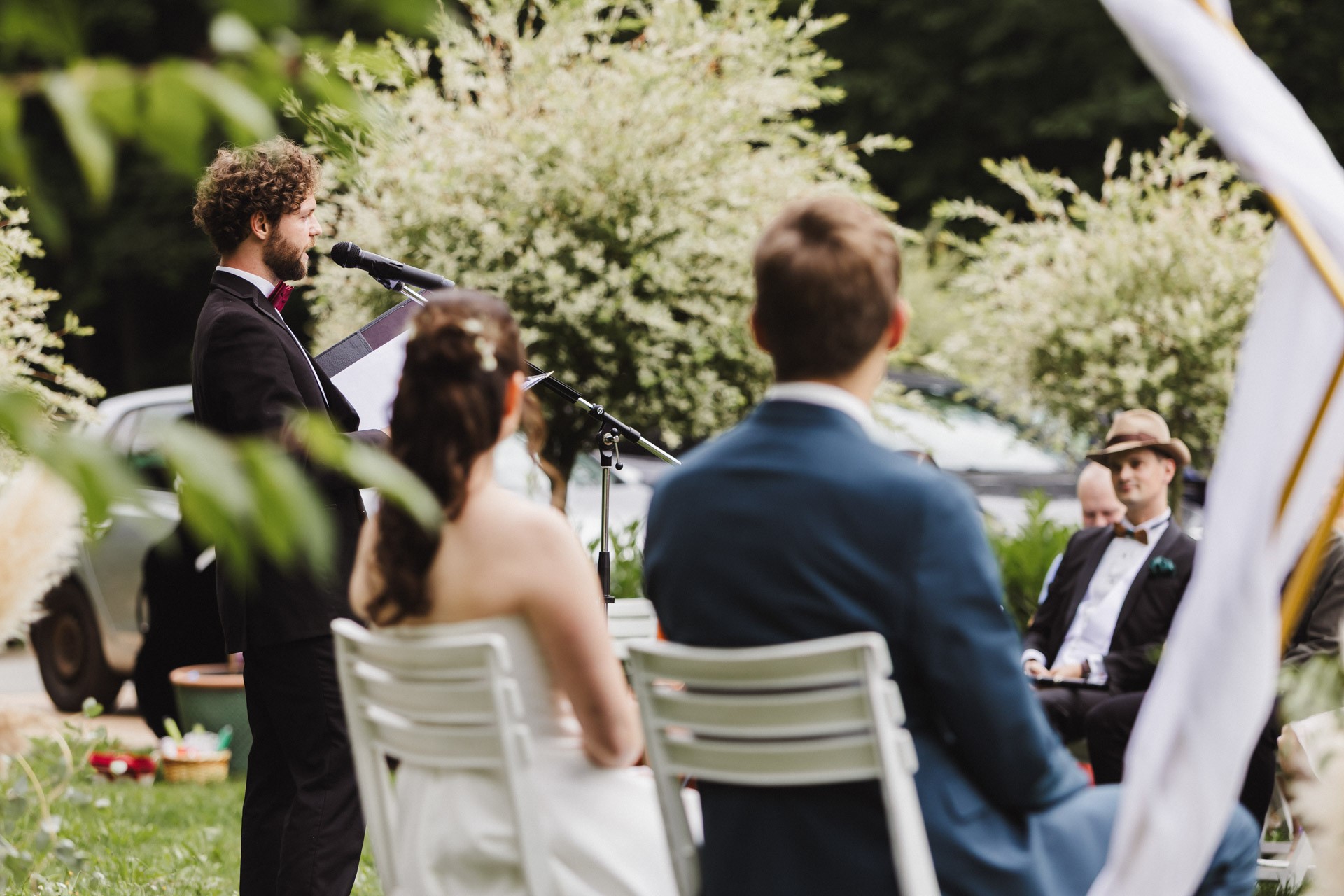Hochzeitsfoto einer Hochzeitsreportage in der Schössersmühle in Thüringen, fotografiert vom Hochzeitsfotograf Andreas Balg, www.bilderdiesprechen.de