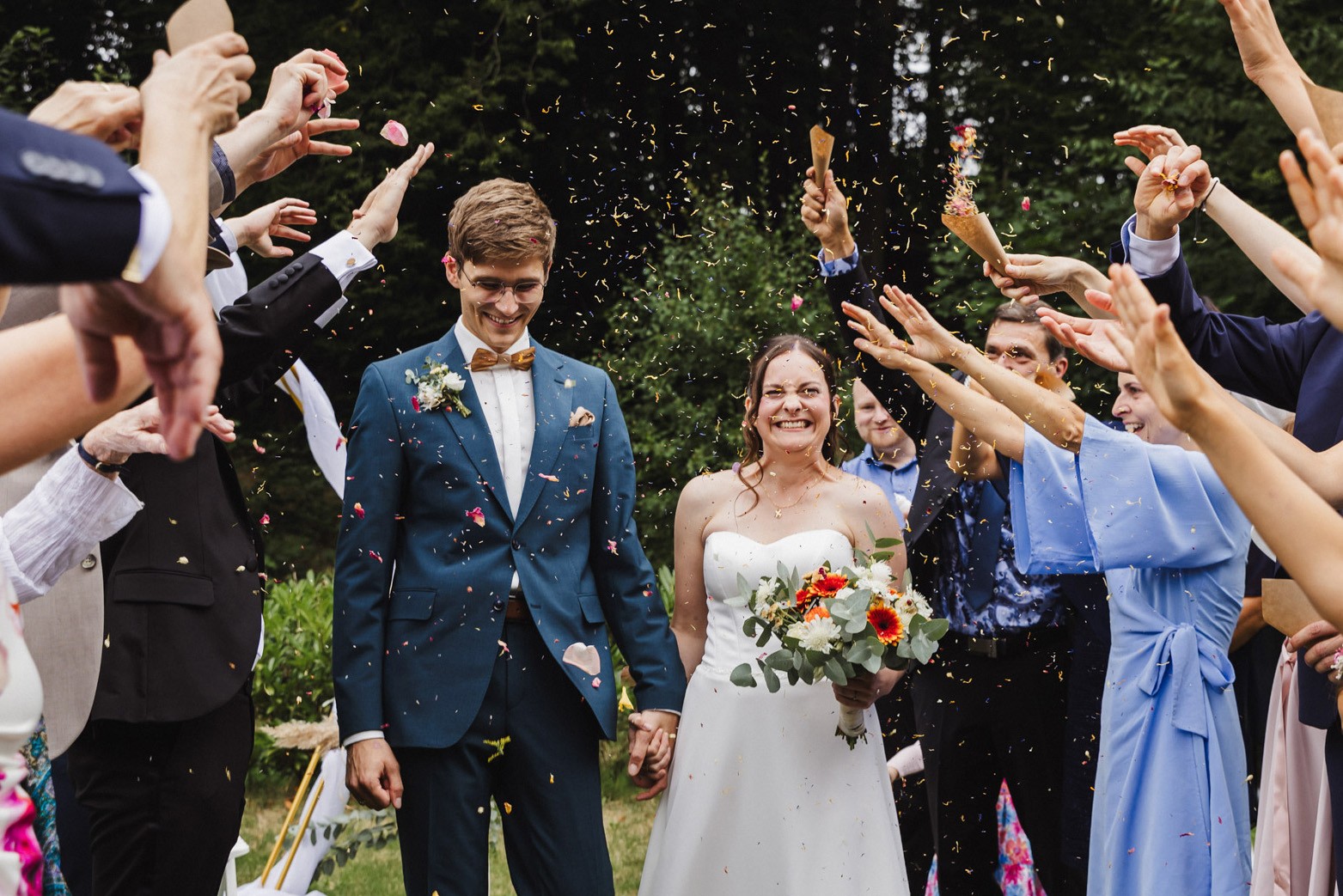 Hochzeitsfoto einer Hochzeitsreportage in der Schössersmühle in Thüringen, fotografiert vom Hochzeitsfotograf Andreas Balg, www.bilderdiesprechen.de