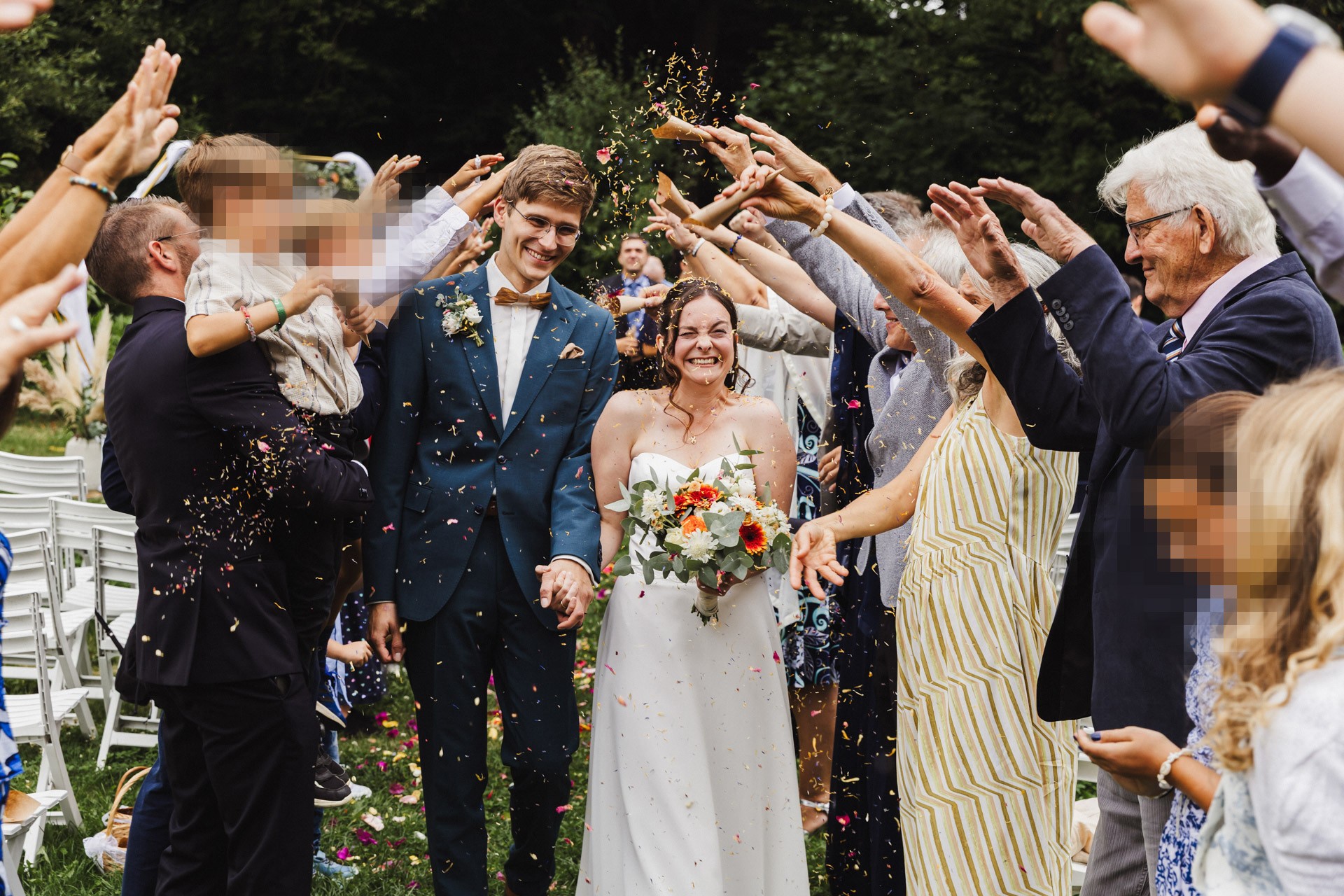 Hochzeitsfoto einer Hochzeitsreportage in der Schössersmühle in Thüringen, fotografiert vom Hochzeitsfotograf Andreas Balg, www.bilderdiesprechen.de