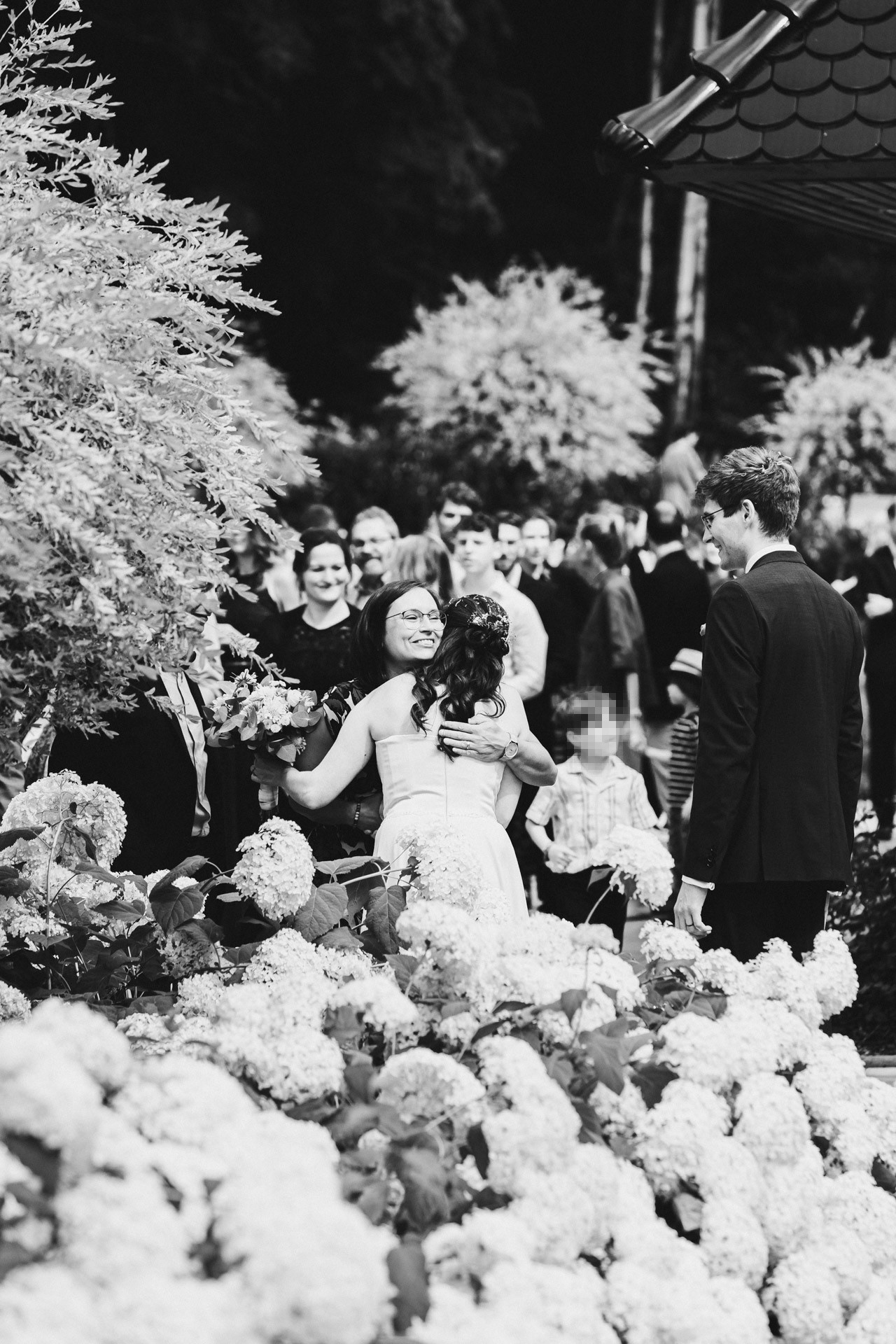 Hochzeitsfoto einer Hochzeitsreportage in der Schössersmühle in Thüringen, fotografiert vom Hochzeitsfotograf Andreas Balg, www.bilderdiesprechen.de