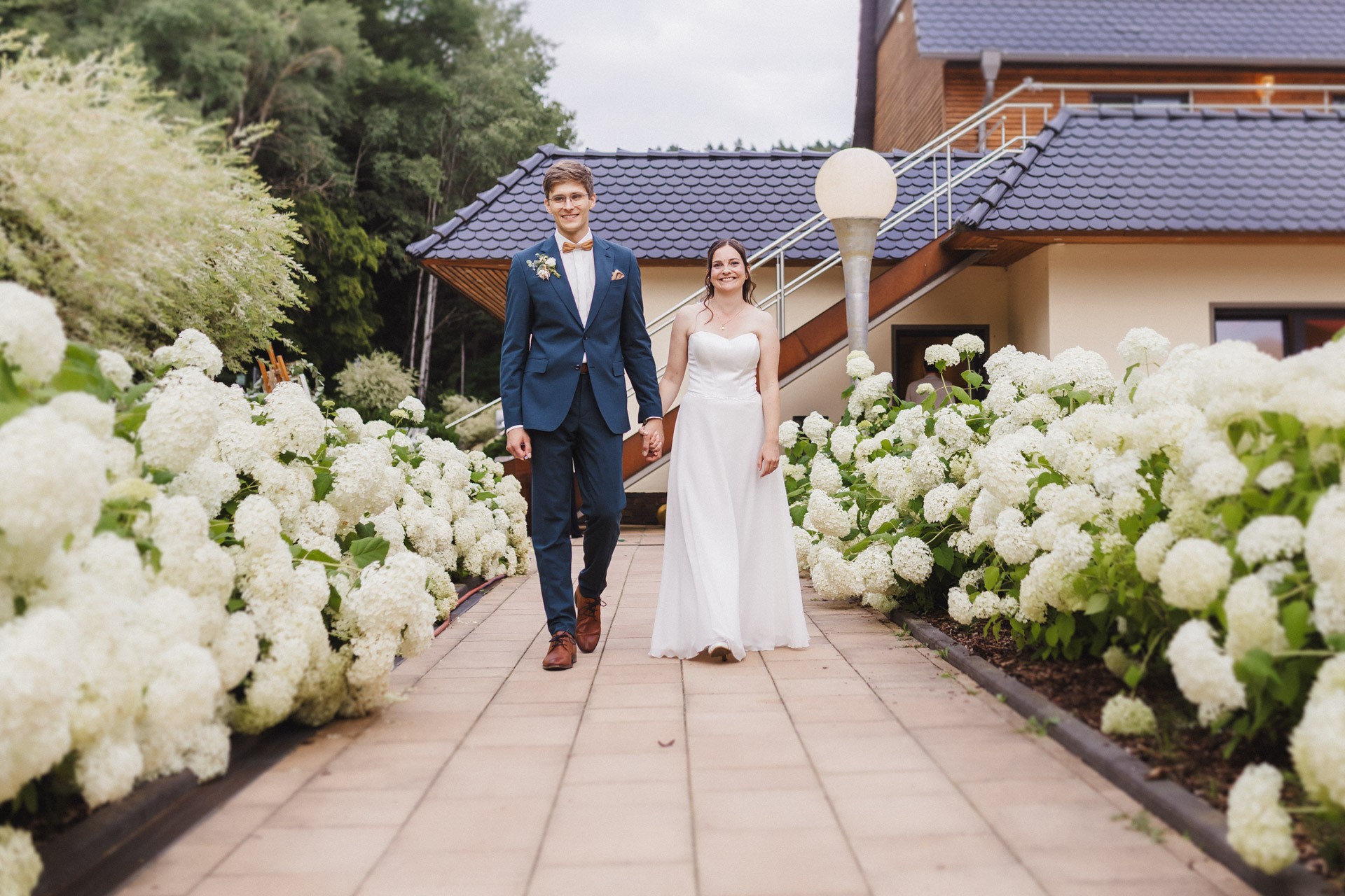 Hochzeitsfoto einer Hochzeitsreportage in der Schössersmühle in Thüringen, fotografiert vom Hochzeitsfotograf Andreas Balg, www.bilderdiesprechen.de