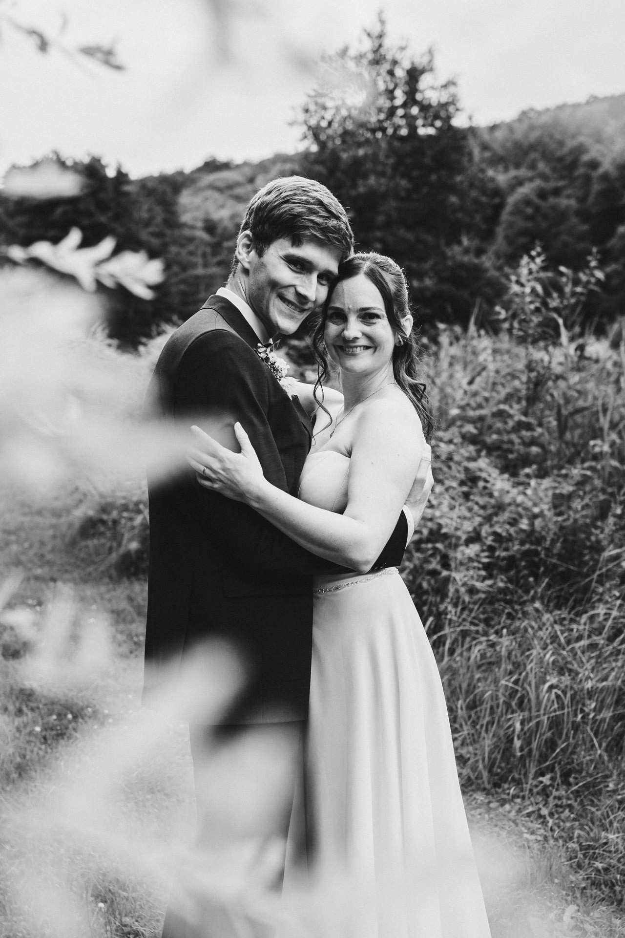 Hochzeitsfoto einer Hochzeitsreportage in der Schössersmühle in Thüringen, fotografiert vom Hochzeitsfotograf Andreas Balg, www.bilderdiesprechen.de