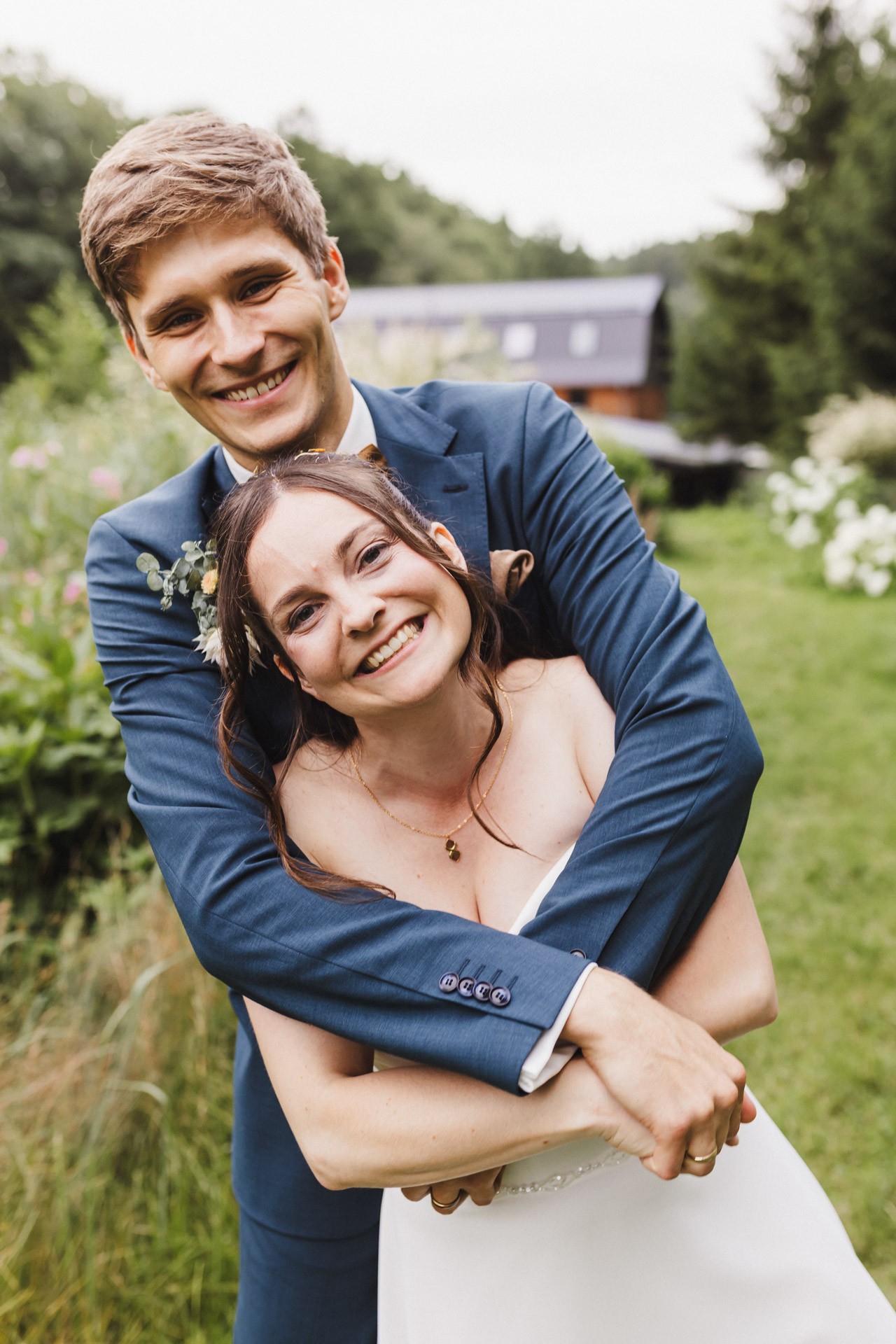 Hochzeitsfoto einer Hochzeitsreportage in der Schössersmühle in Thüringen, fotografiert vom Hochzeitsfotograf Andreas Balg, www.bilderdiesprechen.de