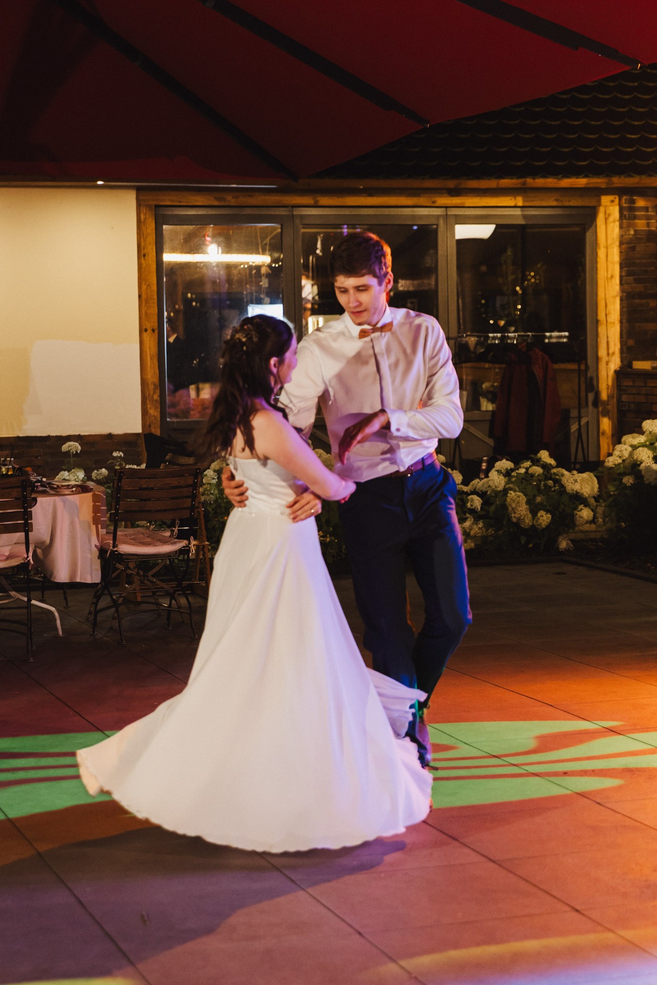 Hochzeitsfoto einer Hochzeitsreportage in der Schössersmühle in Thüringen, fotografiert vom Hochzeitsfotograf Andreas Balg, www.bilderdiesprechen.de