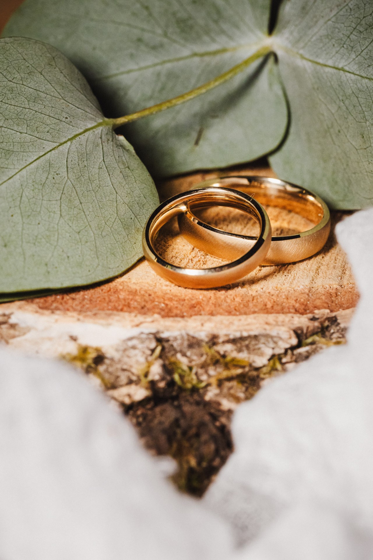 Hochzeitsfoto einer Hochzeitsreportage in der Schössersmühle in Thüringen, fotografiert vom Hochzeitsfotograf Andreas Balg, www.bilderdiesprechen.de