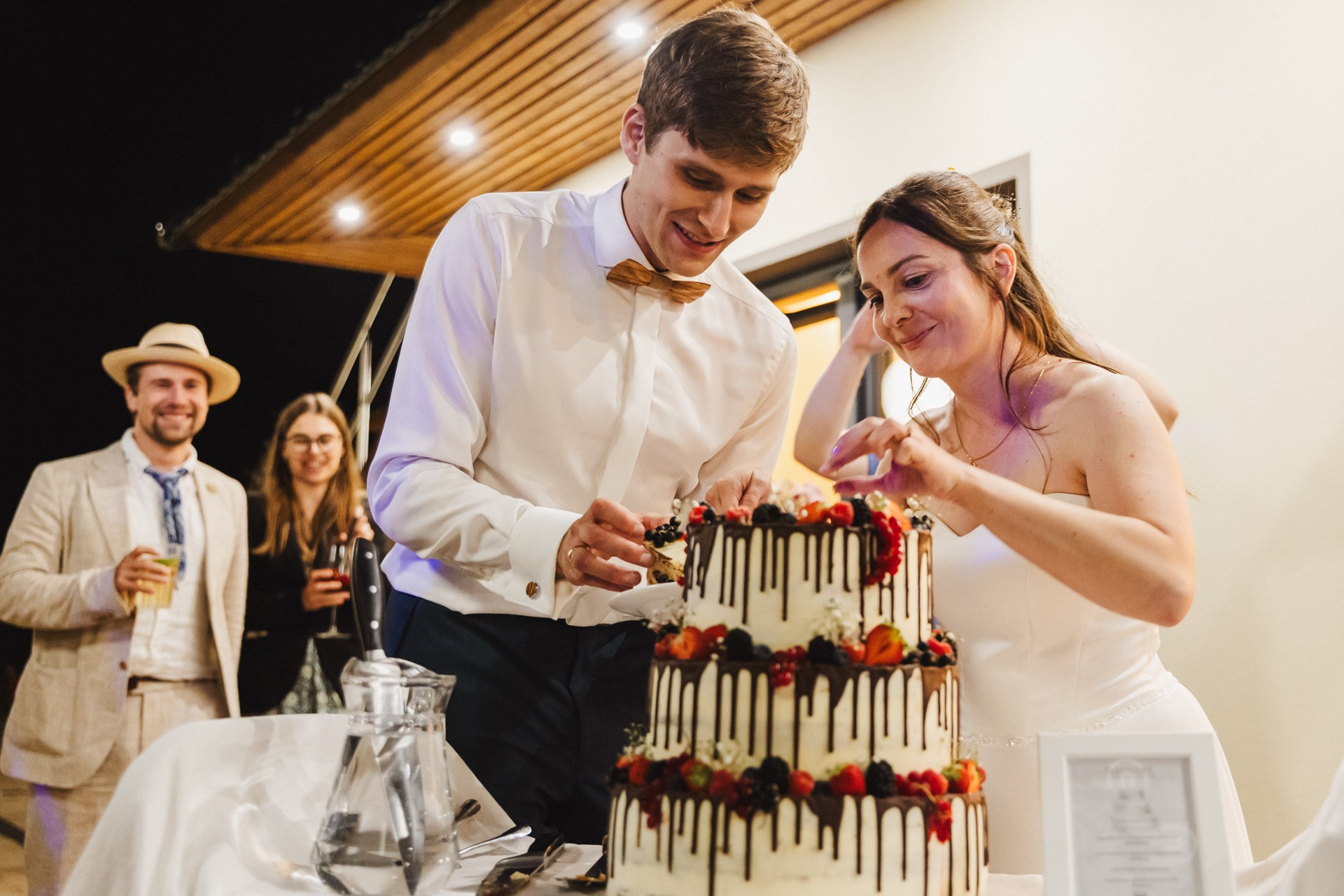 Hochzeitsfoto einer Hochzeitsreportage in der Schössersmühle in Thüringen, fotografiert vom Hochzeitsfotograf Andreas Balg, www.bilderdiesprechen.de