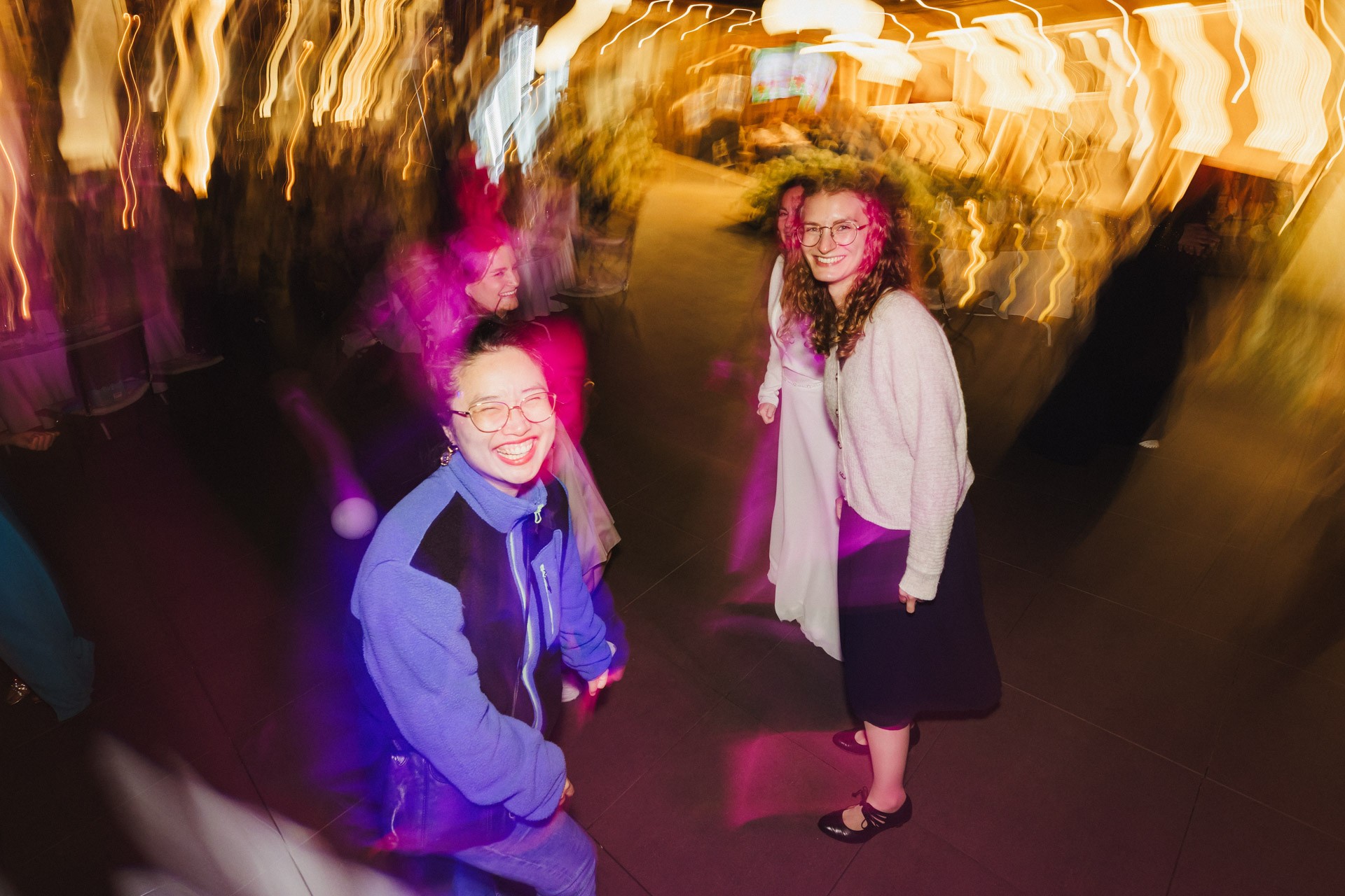 Hochzeitsfoto einer Hochzeitsreportage in der Schössersmühle in Thüringen, fotografiert vom Hochzeitsfotograf Andreas Balg, www.bilderdiesprechen.de