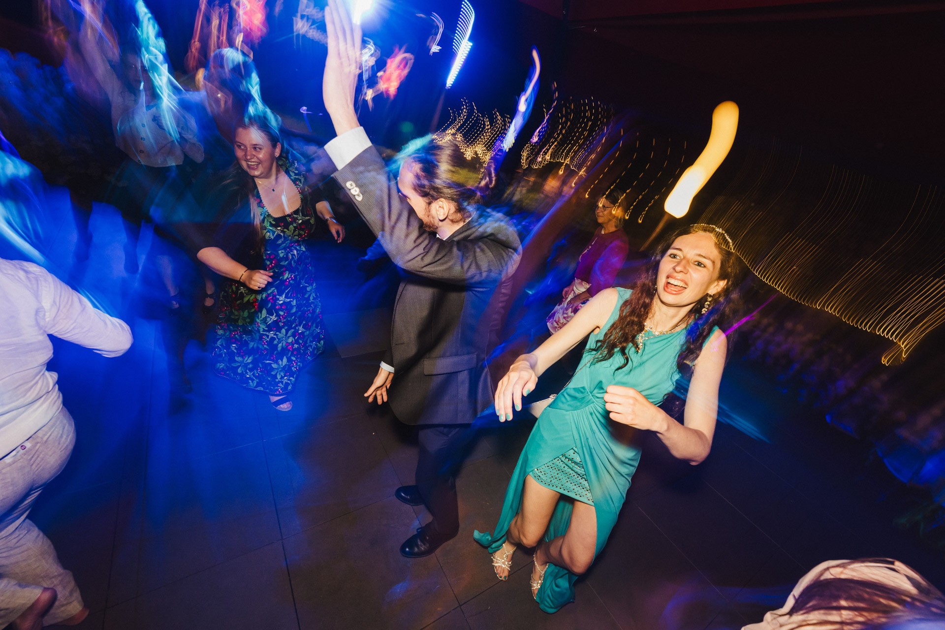 Hochzeitsfoto einer Hochzeitsreportage in der Schössersmühle in Thüringen, fotografiert vom Hochzeitsfotograf Andreas Balg, www.bilderdiesprechen.de