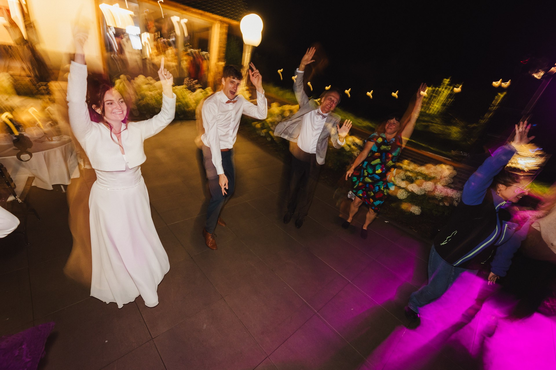 Hochzeitsfoto einer Hochzeitsreportage in der Schössersmühle in Thüringen, fotografiert vom Hochzeitsfotograf Andreas Balg, www.bilderdiesprechen.de