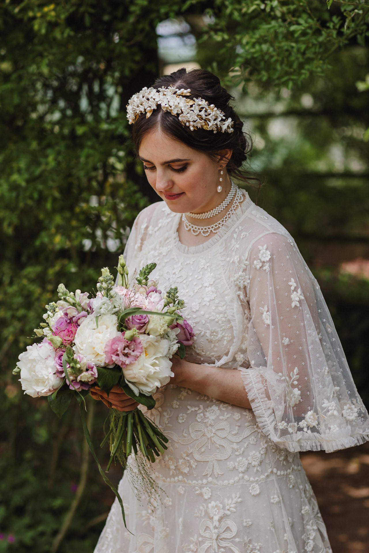 Authentisches und elegantes Brautpaar-Shooting im Park der Dornburger Schlösser, Thüringen