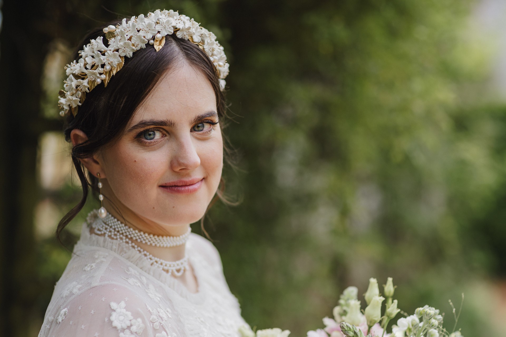 Authentisches und elegantes Brautpaar-Shooting im Park der Dornburger Schlösser, Thüringen