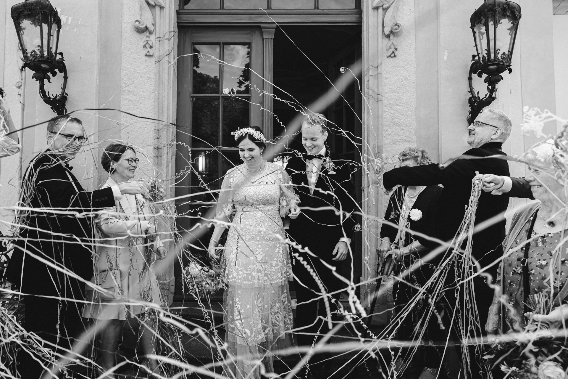Braut und Bräutigam bei der Trauung in den Dornburger Schlössern - ganztägige Hochzeitsreportage, Hochzeitsfotograf Thüringen